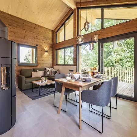 Ebenerdiges Gemuetliches Chalet Im Vital Camp Bayerbach *